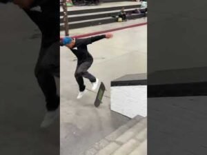 Manny Santiago heelflip backsmith at the berrics