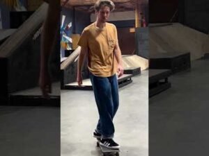 Mark Suciu going crazy at the indoor park 😵‍💫 #skateboarding #shorts #thrasher