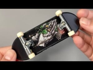 ❮Tech Deck❯  DGK Black Graphic Changing Board (Ultra Rare)