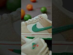 Nike SB x Jarritos Dunk Low Pro Raffle is now live 👉 releases.flatspot.com #flatspot #nikesb