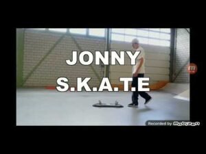 Jamie Griffin does several death-blow tricks in a row! @berrics  , @JonnyGiger , @HopKing