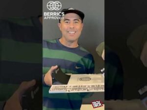 Tech Deck x Berrics Transforming Skate Park Fingerboard Set