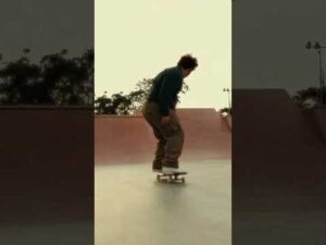 Check this clip #skateboarding #berrics #skate #skatingisfun #skateboard #skatebaording #skater