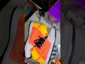 Nike Sb dunk Candy Corn Lace up! @nikesb #Nikesb #Unbox #CandyCorn #Laceup #DunkHigh #Sbdunk #Dunk