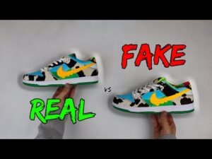 REAL VS FAKE! NIKE SB DUNK CHUNKY DUNKY (BEN AND JERRY'S) COMPARISON!