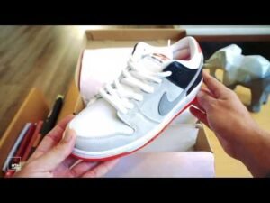 Nike SB Infrared Dunk Low Unboxing, First Look, On Feet and Giveaway!