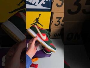 Nike SB Dunk Low Pro PRM Seattle Supersonics Unboxing  #sneakercommunity #nike #sneakerunboxing