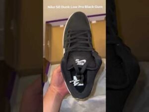 Nike SB Dunk Low Pro Black Gum