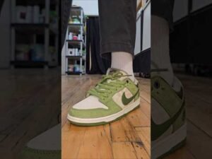 Nike SB Dunk Low x Yuto Matcha // UNBOXiNG 📦  // #dalone #unboxing #yutohorigome #yuto #nikesb #dunk