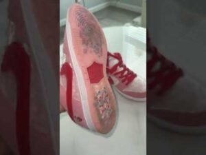 Nike SB Dunk Low x StrangeLove Valentines Day. #nikesb #nike #sneakers s