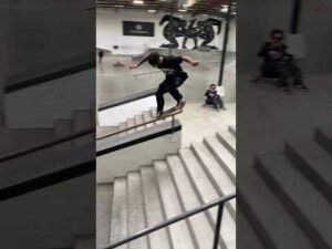 KWESI UN HOLLOWAY GAP TO NOLLIE CROOKS AT THE OLD BERRICS #skateboarding #skateboard #skate
