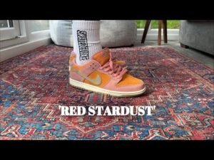 First thoughts on the Nike SB Dunk ‘RED STARDUST’ review – on feet – laces –