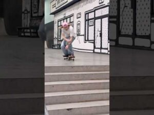 Berrics stairs skate @AlexDecunha 🎥 #skateboarding #berrics #skateboardingisfun #losangeles