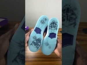 Up Close with the Nike SB Dunk Hayley Wilson! 👀 #sneakerhead #hypebeast #nikesb  #hypebaekicks